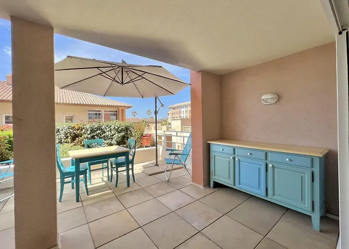 Apartmán With Balcony Located In